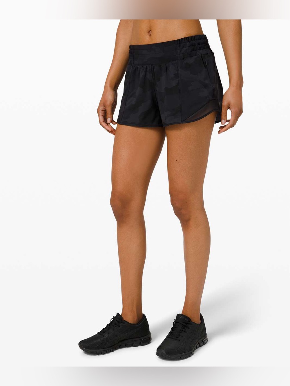 Lululemon Hotty Hot Short II *2.5" - Picture 9 of 9